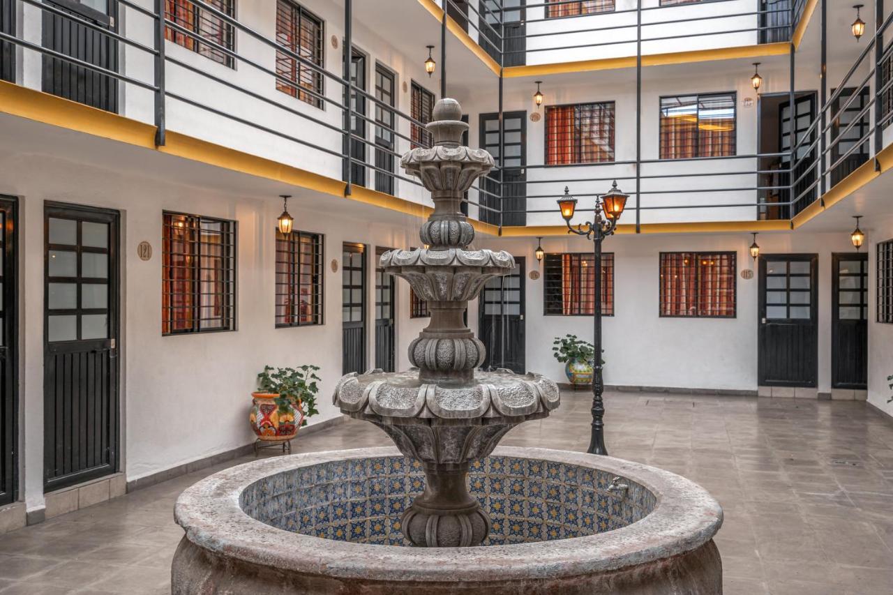 Cinco De Mayo Hotel เกเรตาโร ภายนอก รูปภาพ